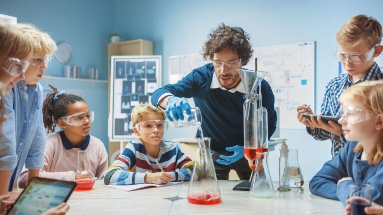 Fun and easy science experiments designed for 5th graders. Get ready for some fizz, bang, and boom!
